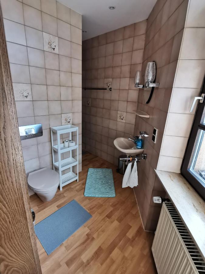 Pension Landgasthof - Iva Haßloch Buitenkant foto